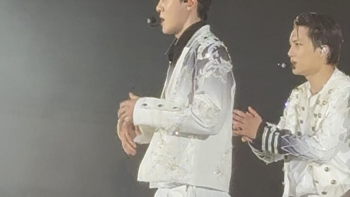 Manage to get this close up🫣❤️