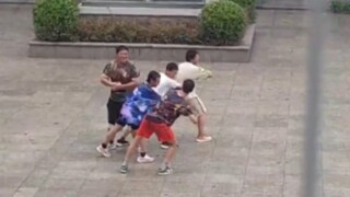 Penari Sekolah Menengah Eksperimental Chuzhou di Hujan 4 segmen sudut penuh hebat 😅