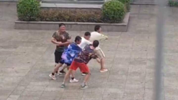 滁州实验中学雨中舞者4段全角度快哉😅