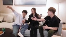 Lucu sekali ekspresi Hu Yanbin di lagu Rusa Putih, haha