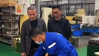 ซ่อมแม่พิมพ์ทุกวัน สุดท้ายช่างฝีมือก็ระเบิดอารมณ์ออกมาแล้ว!