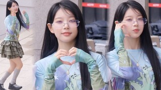 ILLIT   MOKA 上班路直拍   240326