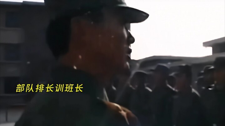“การเป็นทหารมีไว้เพื่ออะไร? ก็เพื่อให้สมกับคำว่า ‘กำแพงเหล็ก’ นั่นแหละ!”
