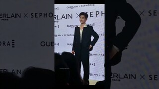 #YangYang's interaction with media is always fun to watch😝🖤 #杨洋 #shorts