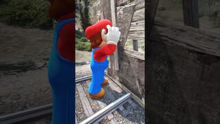 GTA V: MARIO SAVING PEACH FROM THOMAS THE TRAIN #shorts