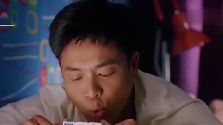 This is a Mahjong master, deliberately pretending to listen to 20,000, but the previous player got 2