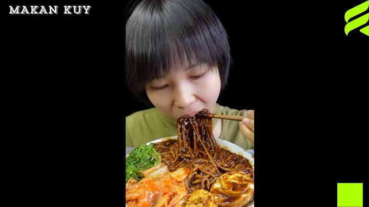 #fyp #asmr #noodles #mukbangvideo #samyang