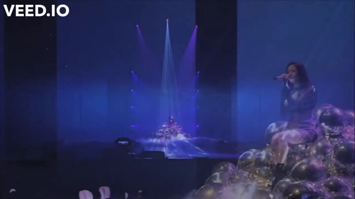 JISOO_SLAYING_CLARITY