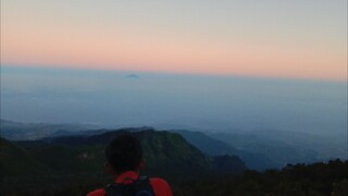 Pikiran stress gunung menuluncur, Meledak!!.... 😜