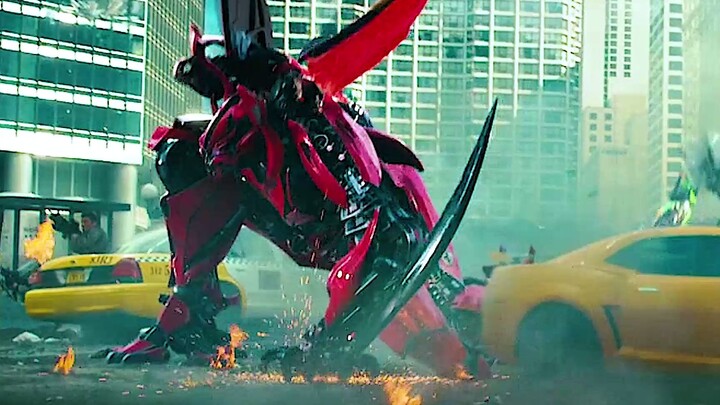He’s the handsome heartthrob of the Autobots, and his twin blades have fans absolutely smitten!