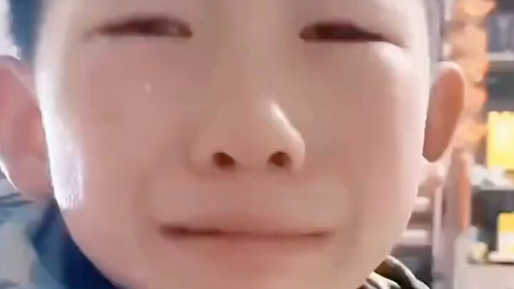 Em trai: Mỗi khi cô ấy làm nũng là đầu óc anh như trống rỗng.