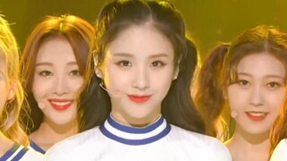 أنا أيضًا كنت فتاة ذات يوم! فتيات هذا الشهر "Hi High" تغيير الملابس بنقرة واحدة