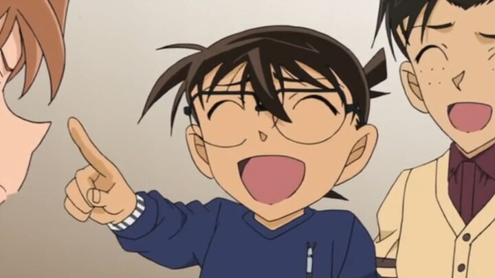 Akemi Bikin Conan Ngakak Guling-guling VS Akemi Bikin Conan Bungkam Tidak Berkata-kata