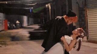 [شيا مينغ شينغ] الرقص المشترك تحت أضواء الشارع