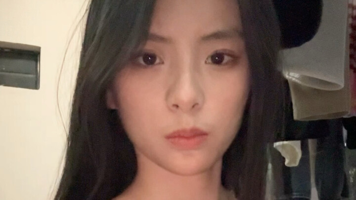 I’m all out of work—let me take everyone’s makeup off.