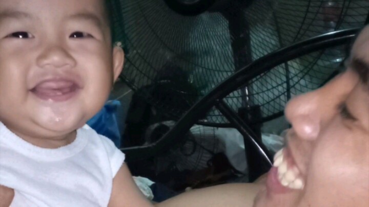 father and son  ang walang tigil na pag tawa