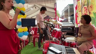Cùng Nhìn Sau Lưng Đoán Giọng Hát Nha Cả Nhà - Ca Khúc Cực Hay - Drum Ni Ni