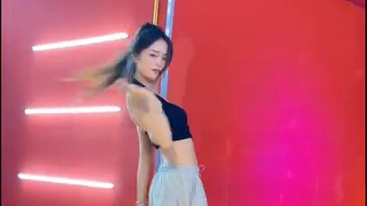 Nhảy một chút