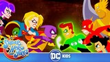 DC Super Hero Girls | Superboys vs Supergirls! | @DC Kids