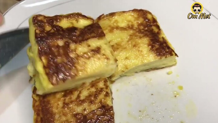 Membuat roti panggang telur yang sederhana dan lezat