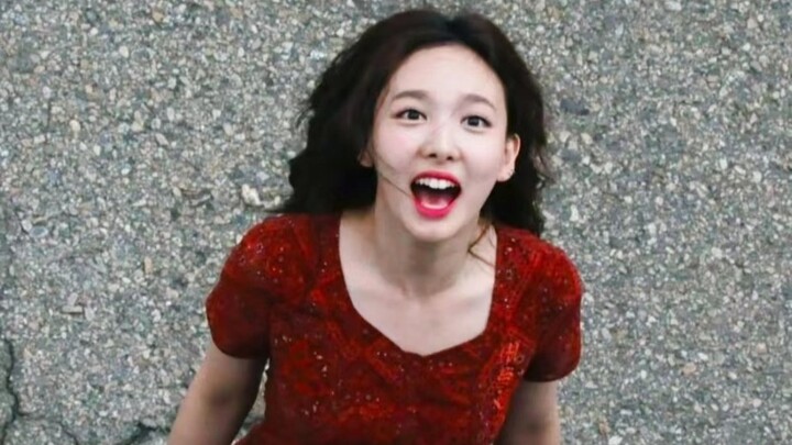 Saat Aku Menggambarkan TWICE dengan BGM yang Berbeda (Dengan Lirik)