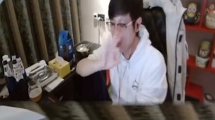 白鲨解释当年有关陈子豪的网络谣言