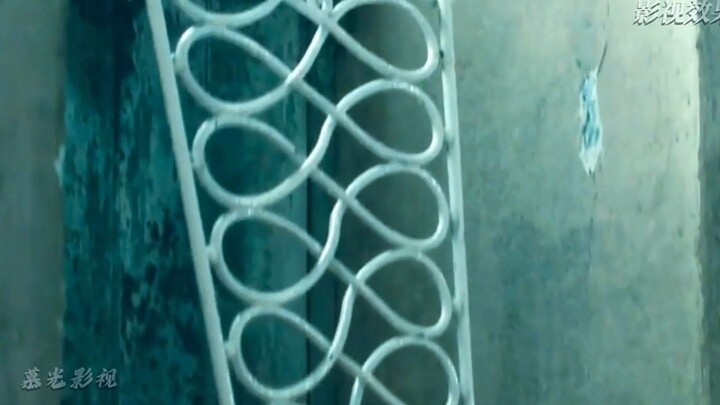 After he pulled out the shawl, the chair actually locked the door on its own, turning the room into 