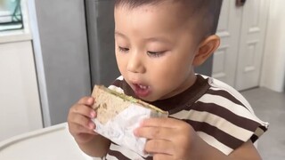 Aneh kalau anak-anak suka makan...