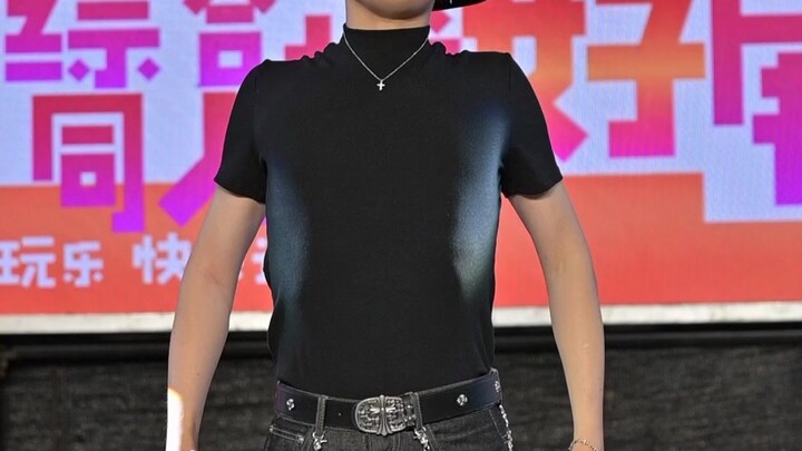 ถังเจียฉีปรากฏตัวที่งานมหกรรมคอมมิคคอนหนานจิง หลงซื่อหยวน