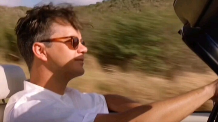 ผู้แข็งแกร่งช่วยเหลือตนเอง ผู้ศักดิ์สิทธิ์ช่วยเหลือผู้อื่น