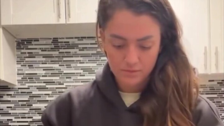 le｜เซอร์ไพรส์เล็กๆ ให้แฟนสาวในเดือนแห่งความภาคภูมิใจของชาว LGBTQ+