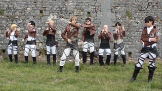 FUNNY COSPLAY ATTACK ON TITAN 😭🤣