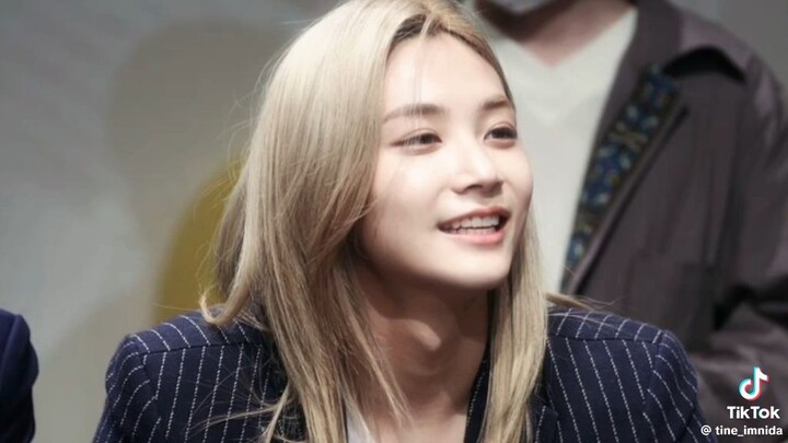 beautiful man right??