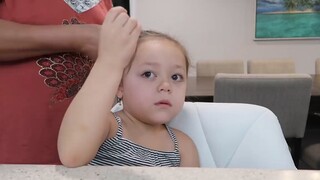 JADE CÓ QUÀ- MỞ ĐÀN PIANO LÊN NHẢY