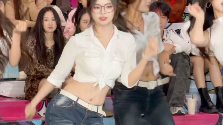 又是谁的童年 少女时代gee 翻跳