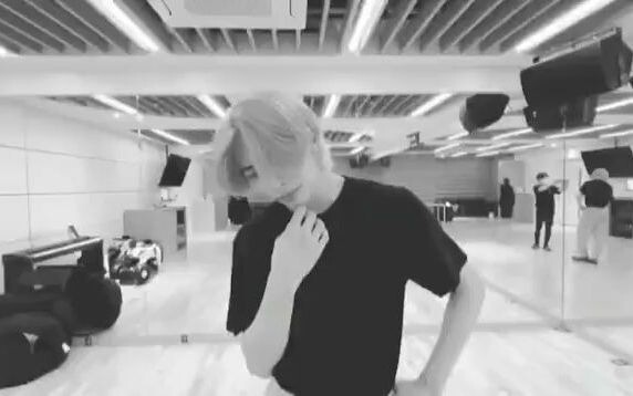 [Stray Kids Hwang Hyun-jin] 2021 MAMA rehearsal performance 🔥