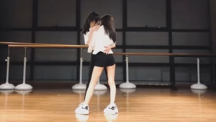 【เจียเล่อ】ห้องฝึกซ้อม Trouble maker