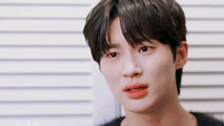 ซอนแจเวลาเมาแล้วมักจะไปนั่งเหม่ออยู่ข้างที่ตั้งบ้านเก่าของโซยอล เขาน่ารักมากจริงๆ!