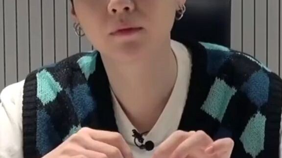 hehehe Suga talaga may sariling Mundo hahaha BTS  ARMY WORLD