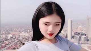 The coolest social sister on Kuaishou!! So embarrassing that I vomited blood!!