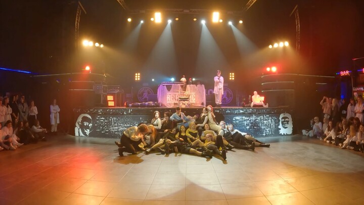 ادعموا! أغنية "BLOW" لجاكسون وانغ من فرقة Pretty, Please / بيلاروسيا / حفلة WHITE NIGHT K-pop