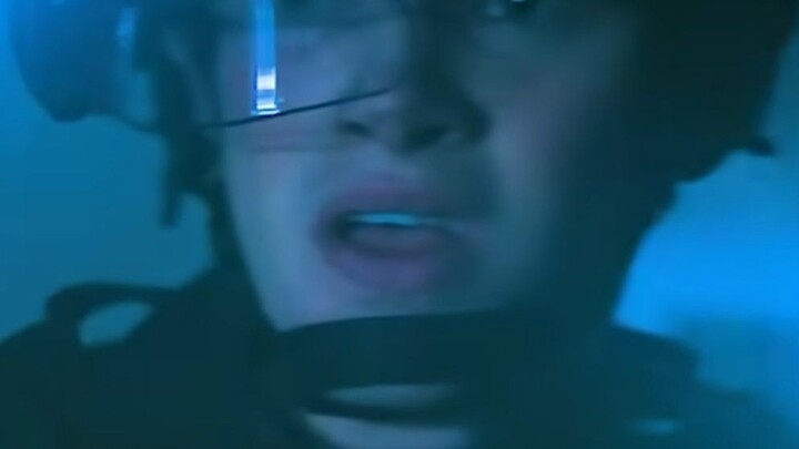 What should we do if the captain's head is glowing green?