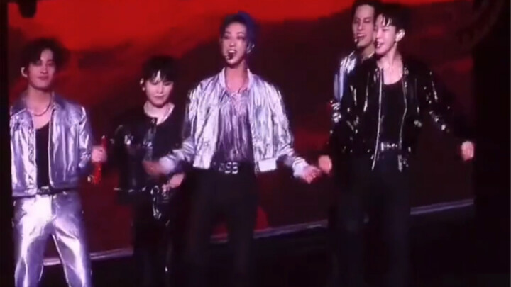 221008 Hari Ini di Manila: Minghao Menari “Side by Side” Versi Konser, Bikin Kaget! Ternyata Semua U