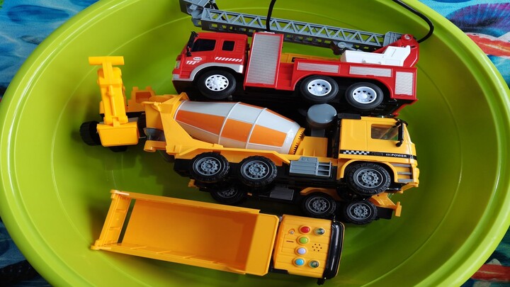 Early education of engineering vehicles, understanding of excavators, mixer trucks, etc.