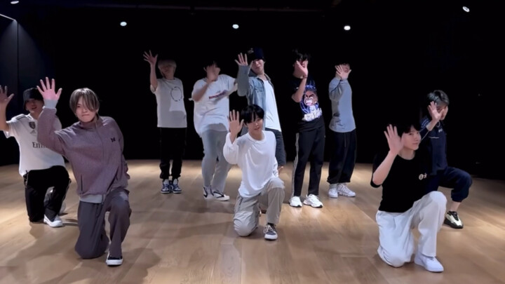 30 minutes random dance (for personal use) dance break