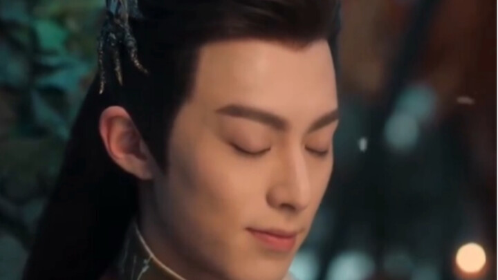 Who understands Wang Hedi taking off his ring under the rain of petals! I shed tears for the beautif