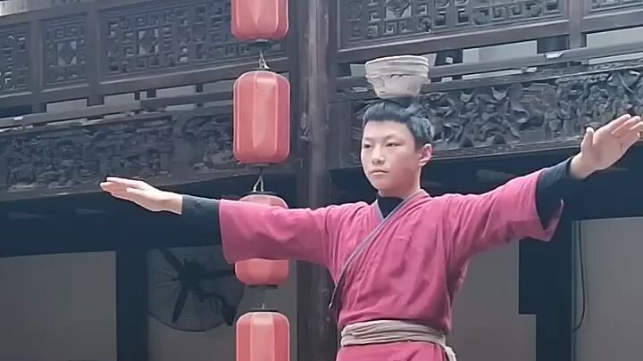 Incredible Balance Act Bowl Stacking Mastery on a Rolling Board