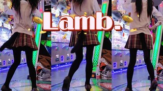 返工一星期还没恢复干劲？亲亲这边建议是看一些可爱小黑猫跳Lamb.的视频