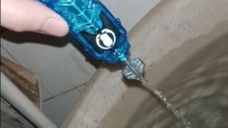 Melolong Cinami, kekuatannya tenggelam oleh ember
