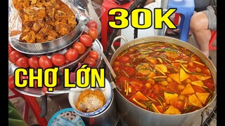 Gánh hàng rong bún riêu, canh bún hơn 20 năm chợ Lớn (Chợ Bình Tây)